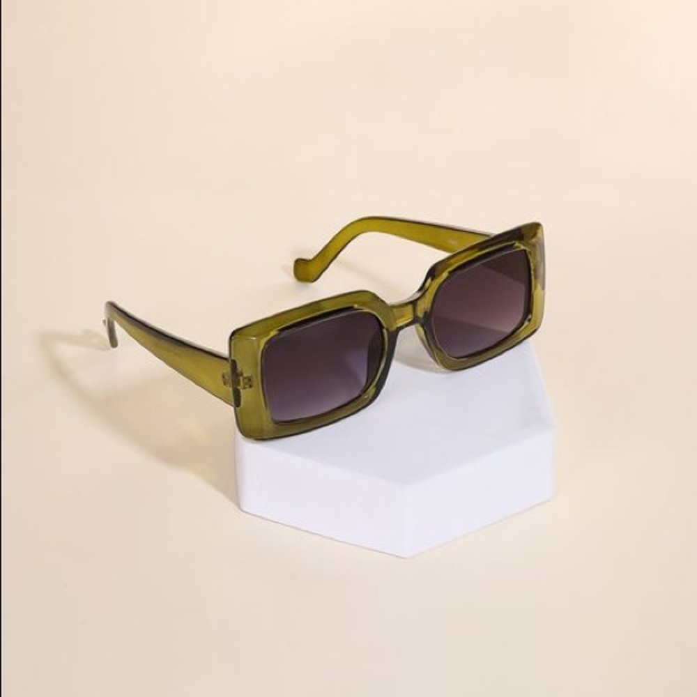 New Square Shaped Fashion Sunglasses In Citron